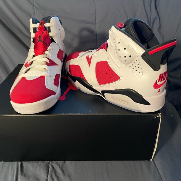 Jordan 6 - Picture 3 of 4